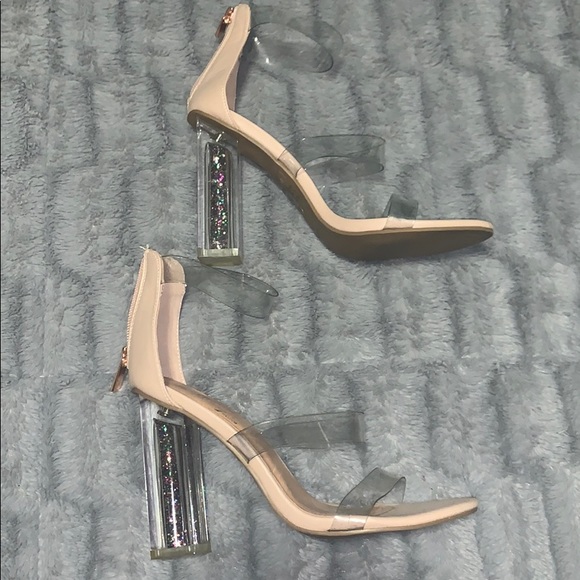 Nude heels - Picture 2 of 4